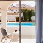 In - Old Town Apartman *