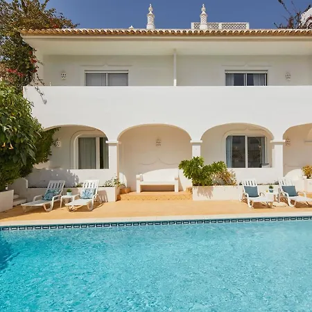 In - Old Town * אלבופיירה