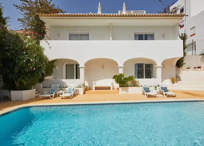 In - Old Town * Albufeira